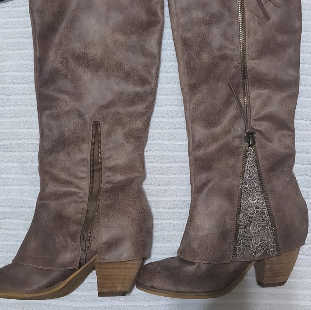 Tan boots